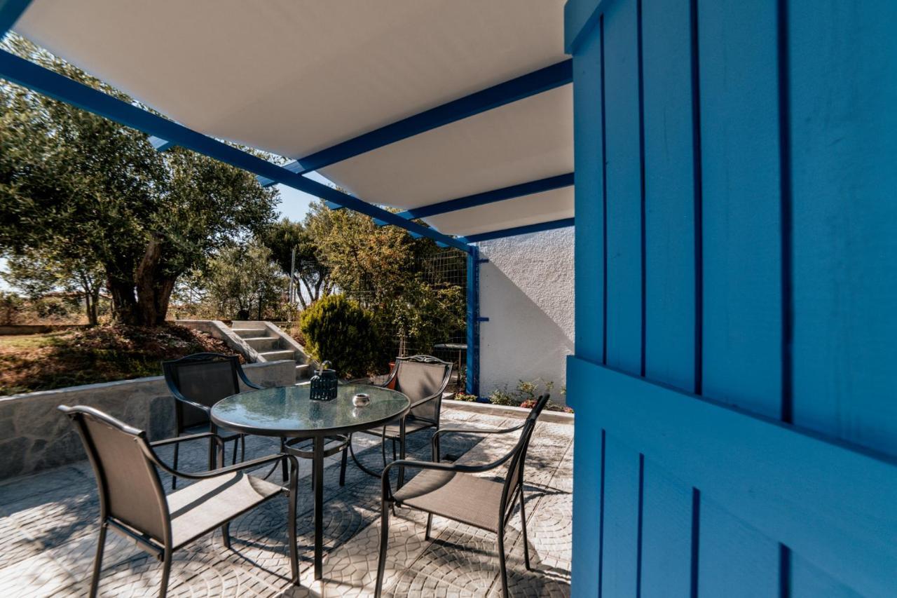 Cyclades Luxury Studios Nea Poteidaia Exterior foto