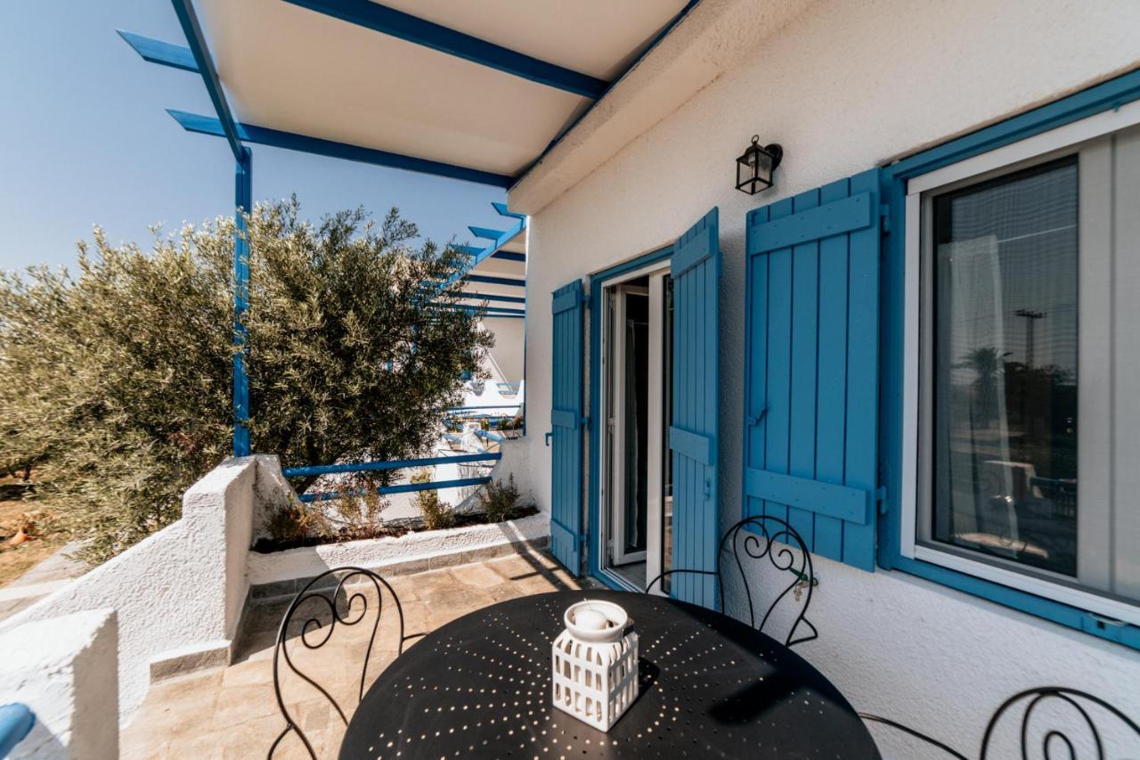 Cyclades Luxury Studios Nea Poteidaia Exterior foto
