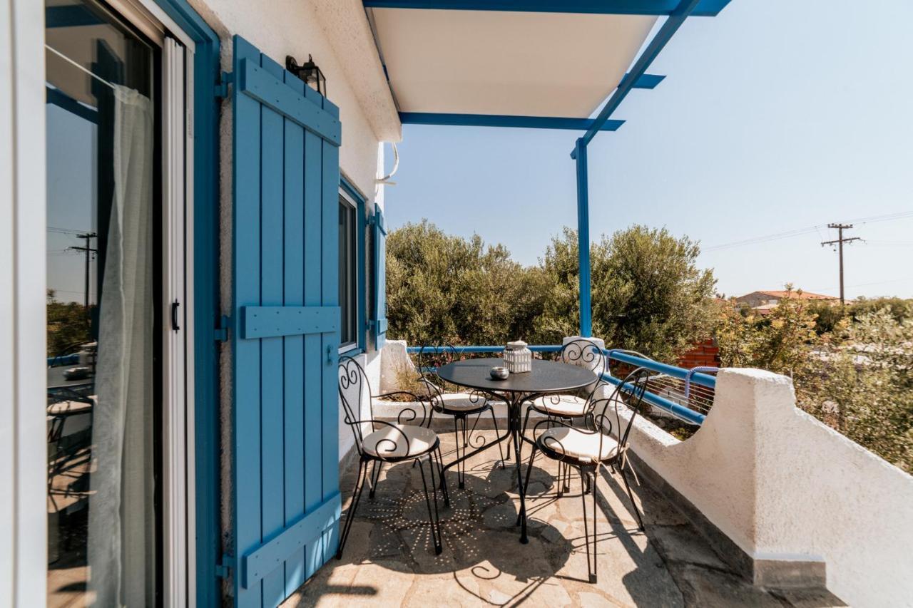 Cyclades Luxury Studios Nea Poteidaia Exterior foto