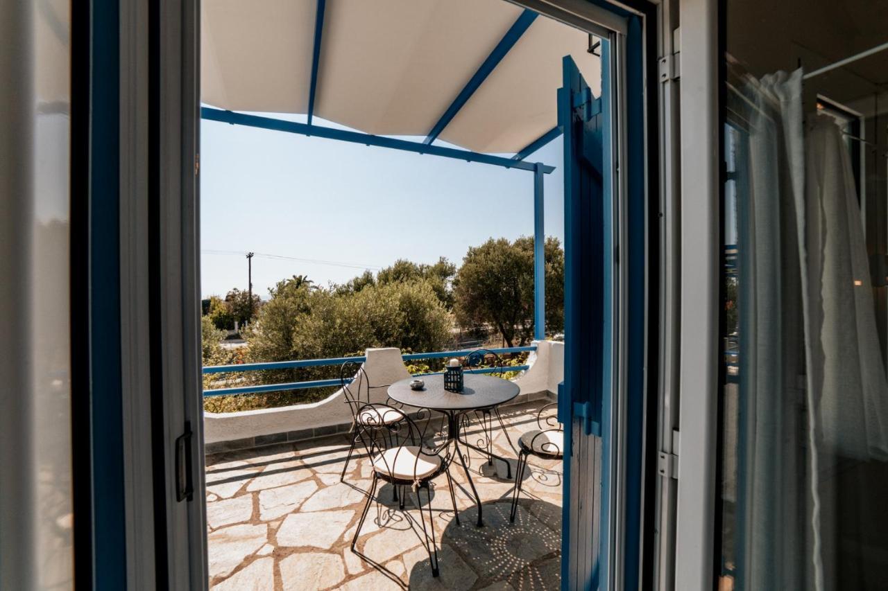 Cyclades Luxury Studios Nea Poteidaia Exterior foto