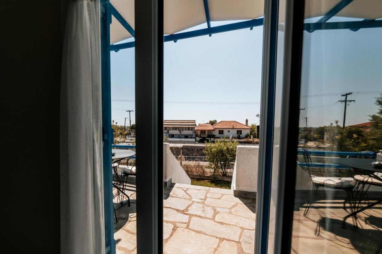Cyclades Luxury Studios Nea Poteidaia Exterior foto
