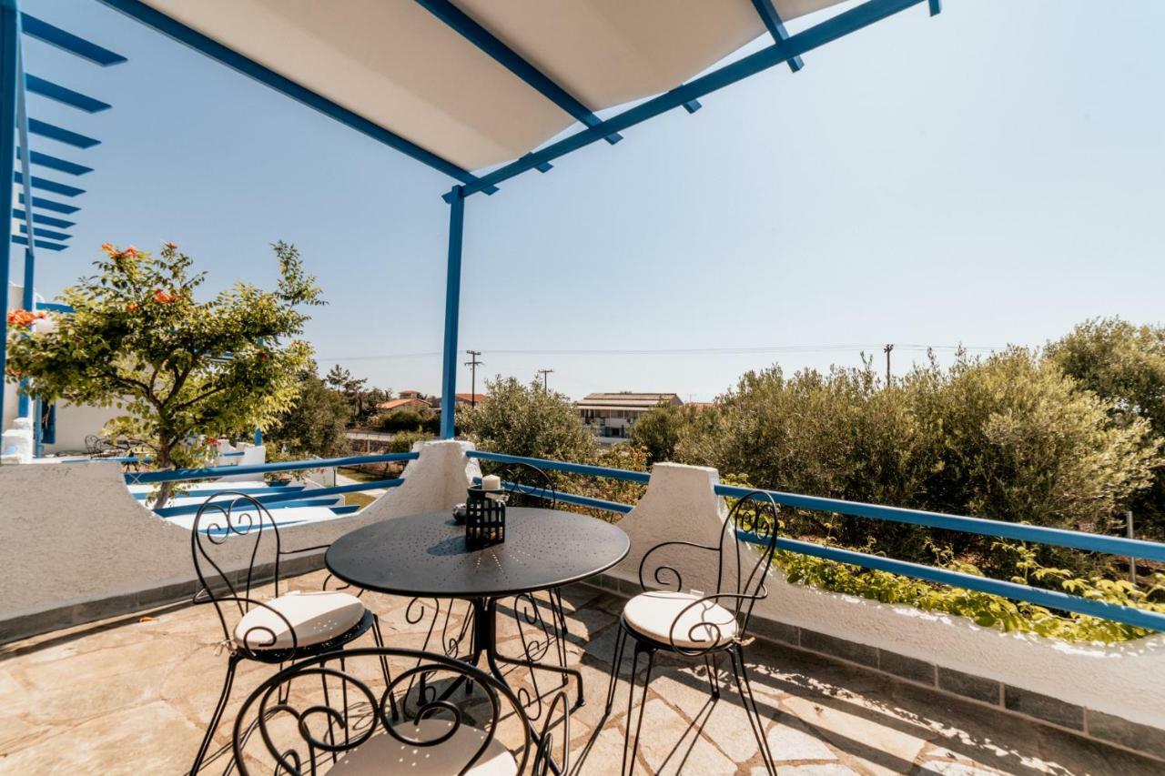 Cyclades Luxury Studios Nea Poteidaia Exterior foto